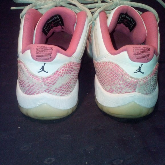 Jordan 11 "Pink Snakeskin" - Picture 5 of 5